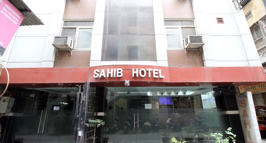 Sahib Hotel, New Delhi 1